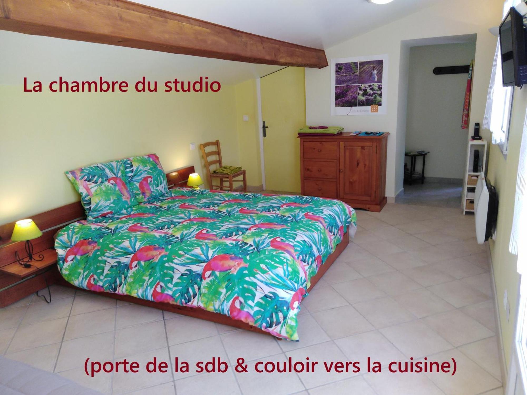 Coeuraccords, Spa & Bien-Etre Au Calme Naturiste Toute L'Annee Saint-Bardoux الغرفة الصورة
